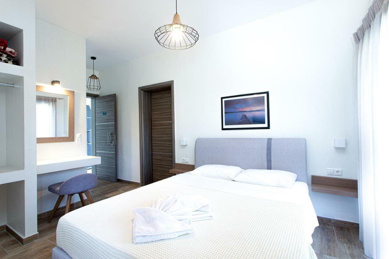 Kokkinos Aparthotel Vourvourou Exterior photo